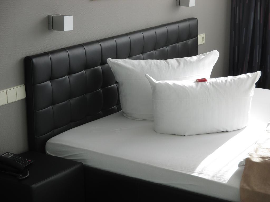 Businesshotel & Appartements Stuttgart-Vaihingen Værelse billede